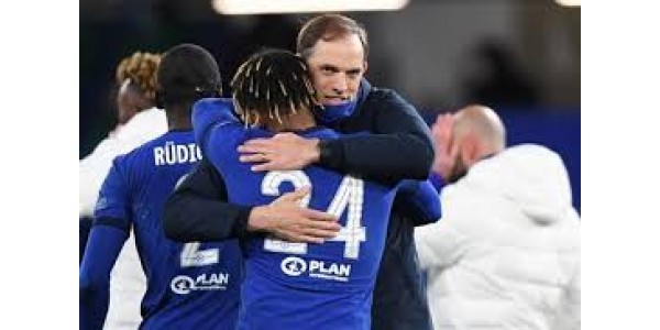 Manchester City y Chelsea esperan el partido final